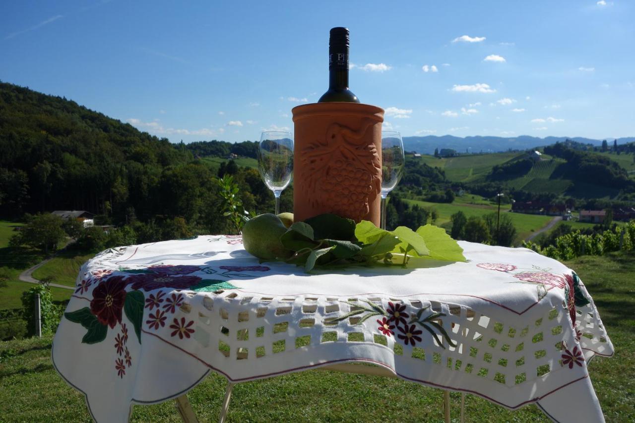Das Weinberghaus Ratsch an der Weinstraße Exteriör bild